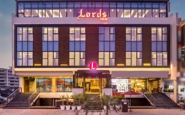 Lords Inn Chandigarh Zirakpur intro  