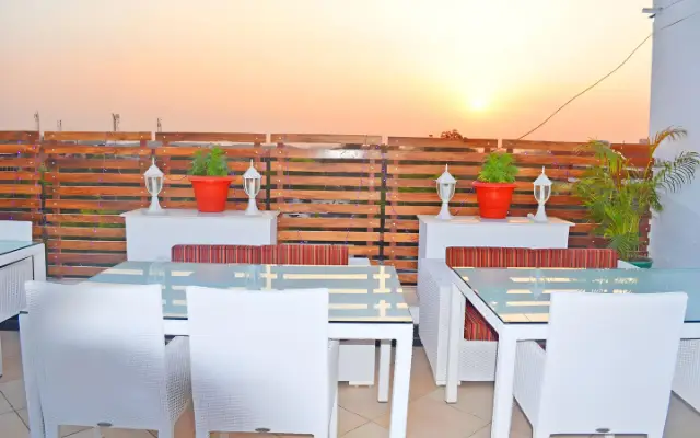 rooftop restaurants in Chandigarh | City Buzz | Intro 1