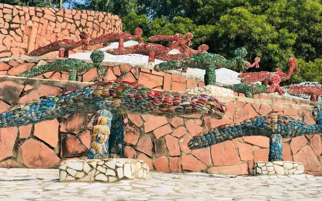 Places To Visit in Chandigarh For Couples: Rock Garden : Intro 2