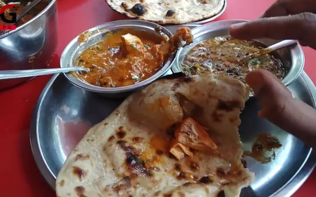 Best Restaurant in Chandigarh: Pal Dhaba | Dining 2