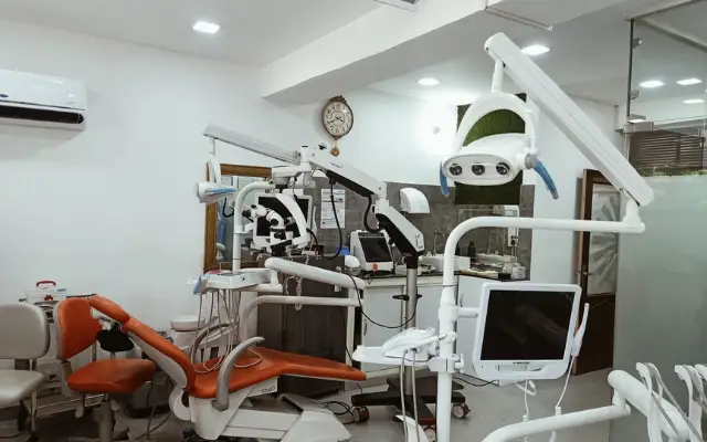 Best Dentist in Chandigarh | Kuldeep | Related info 1