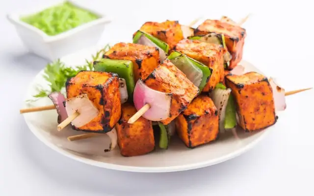 Chandigarh Famous Food | Baluchi | Paneer Tikka