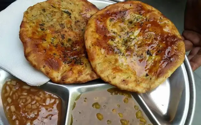 Chandigarh Famous Food | Bansal | Kulcha 2