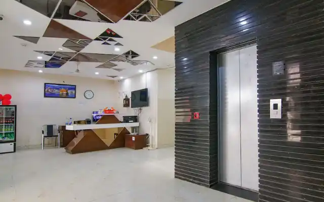 Hotels near Chandigarh Railway Station | FabHotel | Intro 2