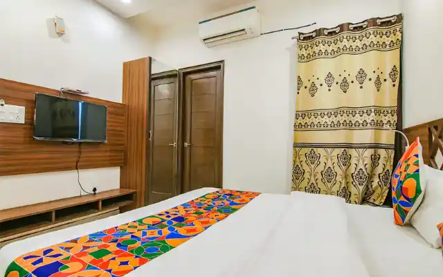 Hotels near Chandigarh Railway Station | FabHotel | Accommodation 1