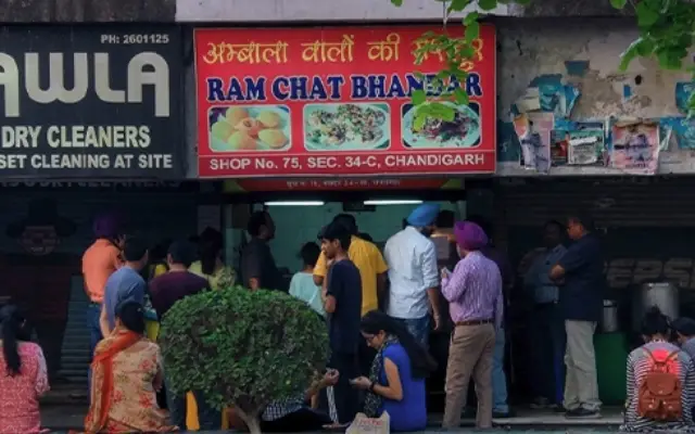 Street Food in Chandigarh | Ram Chaat Bhandar