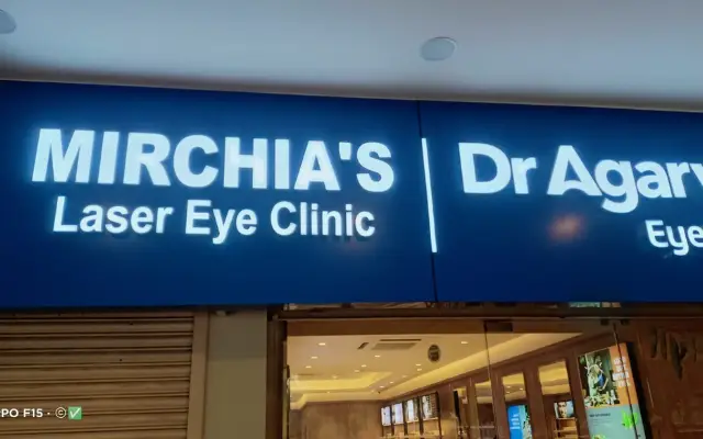 Eye Specialist in Chandigarh | DR Monica | Services 2