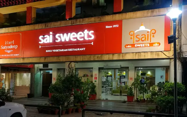 Chandigarh Famous Food | Sai Sweets 