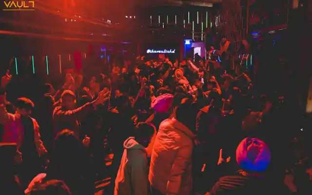 Clubs in Chandigarh | The Vault | Entertainment