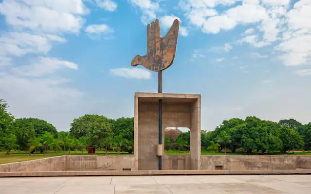 Chandigarh Tourist Places | Capitol Complex | TTD 2