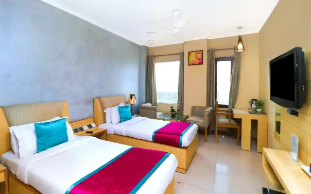 Hotels near Chandigarh Railway Station | Hotel Rajshree | Accommodation 3