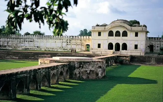 Tourist Places Near Chandigarh | sangrur | Banasar Bagh 1