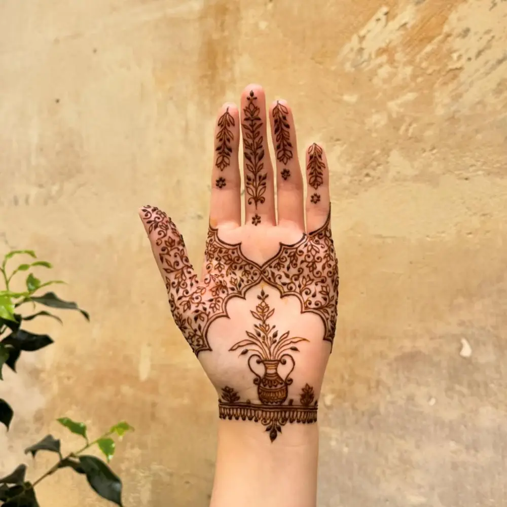 Full Hand Mehndi Design: Modern Fusion