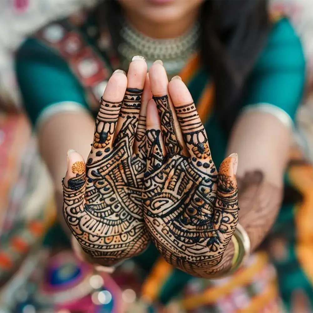 Full Hand Mehndi Design: Significance 